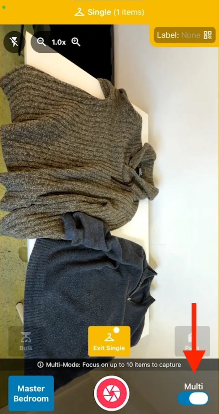 Multi-mode toggle highlighted showing multiple garments